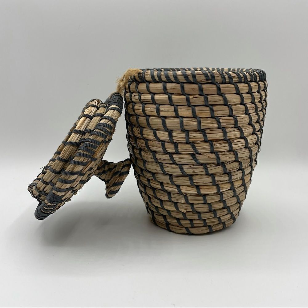 Set of Handmade Woven Baskets - Picture 4 of 8
